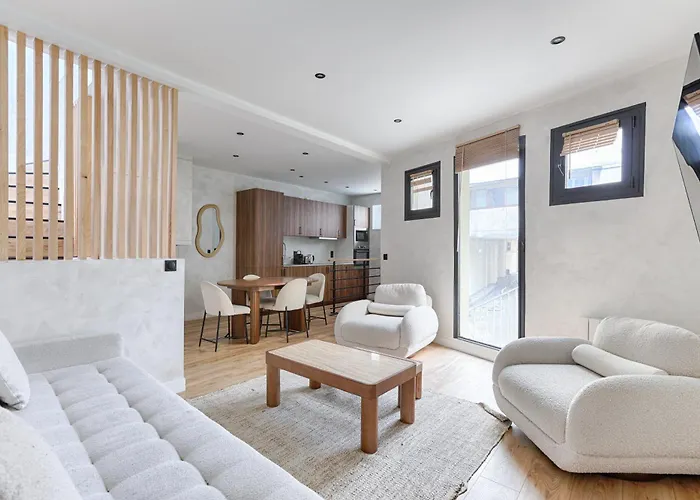 Maison De Charme Au Coeur De Batignolles דירה פריז